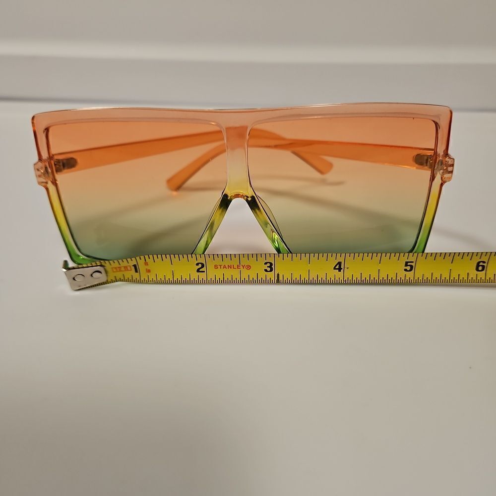 🌹Ombre Large Square Frame Sunglasses - Picture 3 of 6